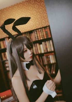善良的女秘书的目的在线看_完整版电影在线观看